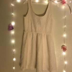 Forever 21 textured white dress